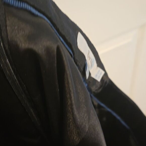 Boden Black Midi Pencil Skirt for Work - Picture 7 of 7